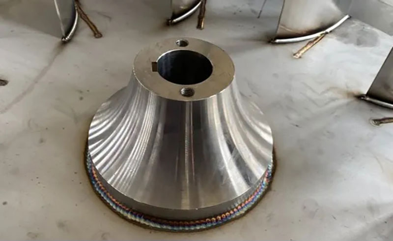 焊工標兵欒俊杰：匠心獨運，品質(zhì)卓越